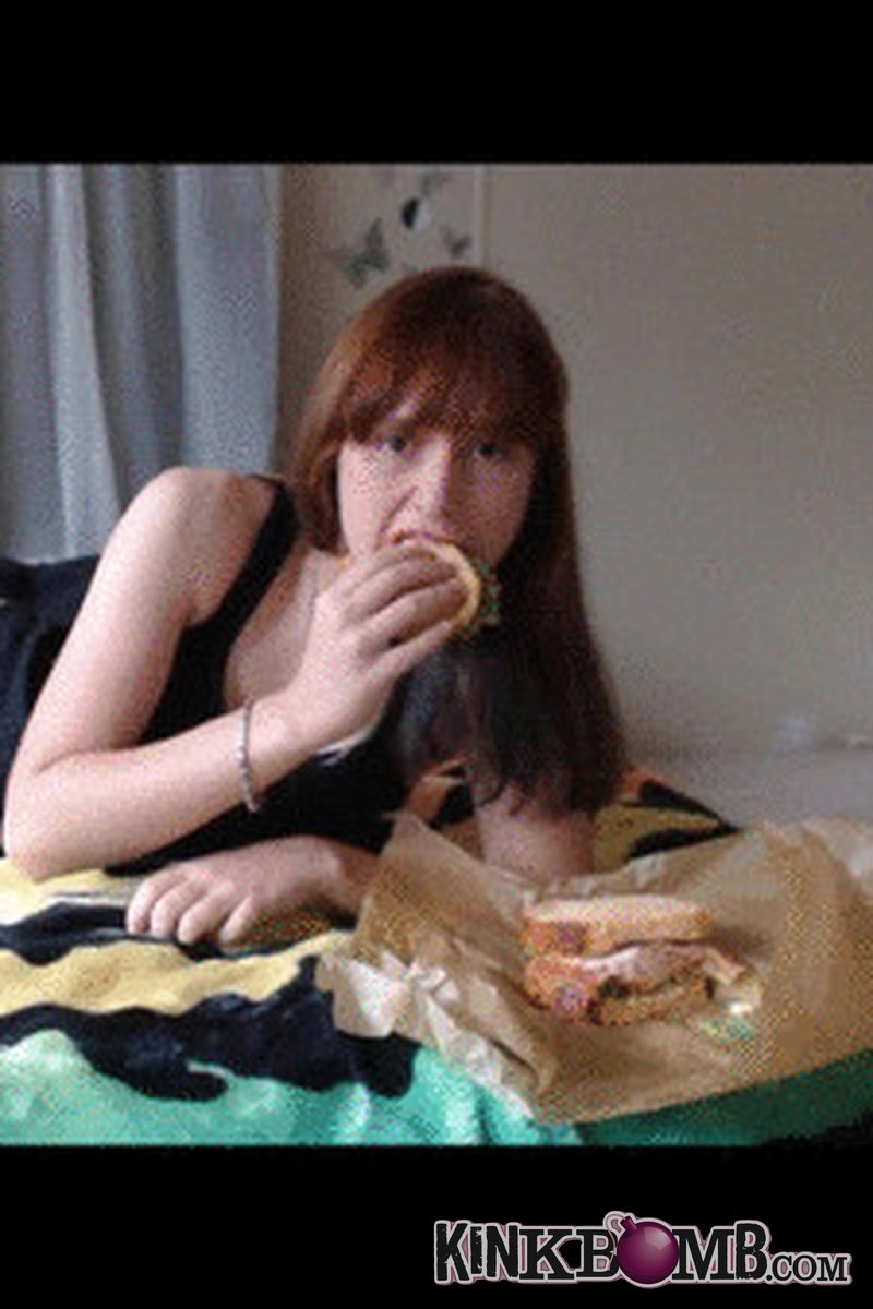 Tessa Ruby: Eating Sandwich & Danish - Screenshot 1 of 4 - Food