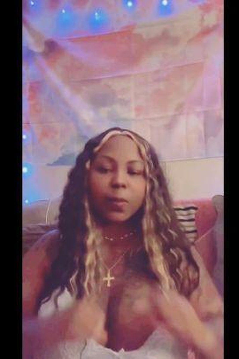 Sfw Live-Streaming - Screenshot 1 of 4 - Alternative Girl
