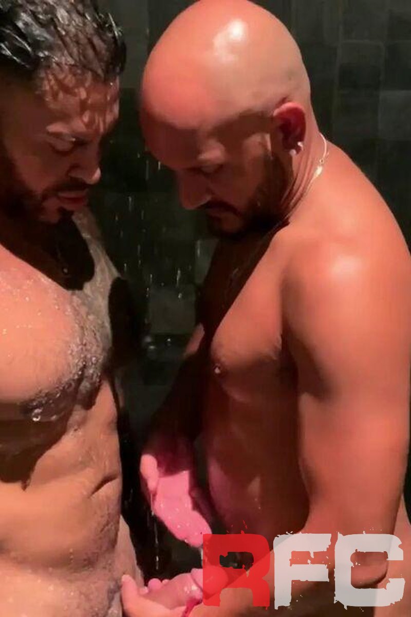Against the Wall - Screenshot 1 of 4 - Big Muscle Guys