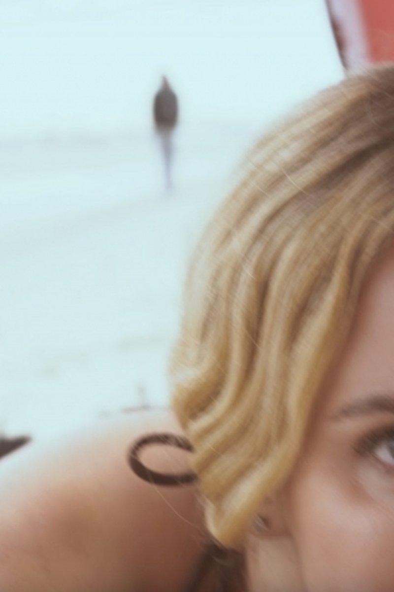 Beach Blow - Screenshot 1 of 4 - BBC