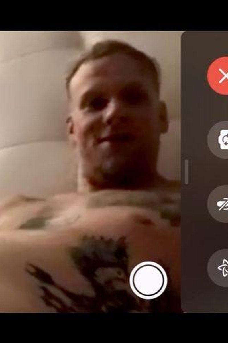 Facetime - Screenshot 1 of 4 - Babes