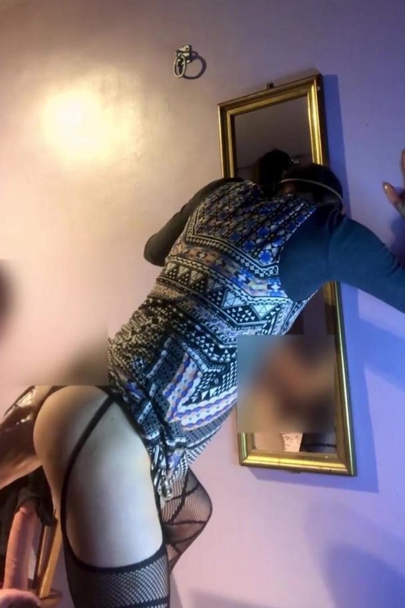 A View From Below - Screenshot 1 of 4 - Fisting