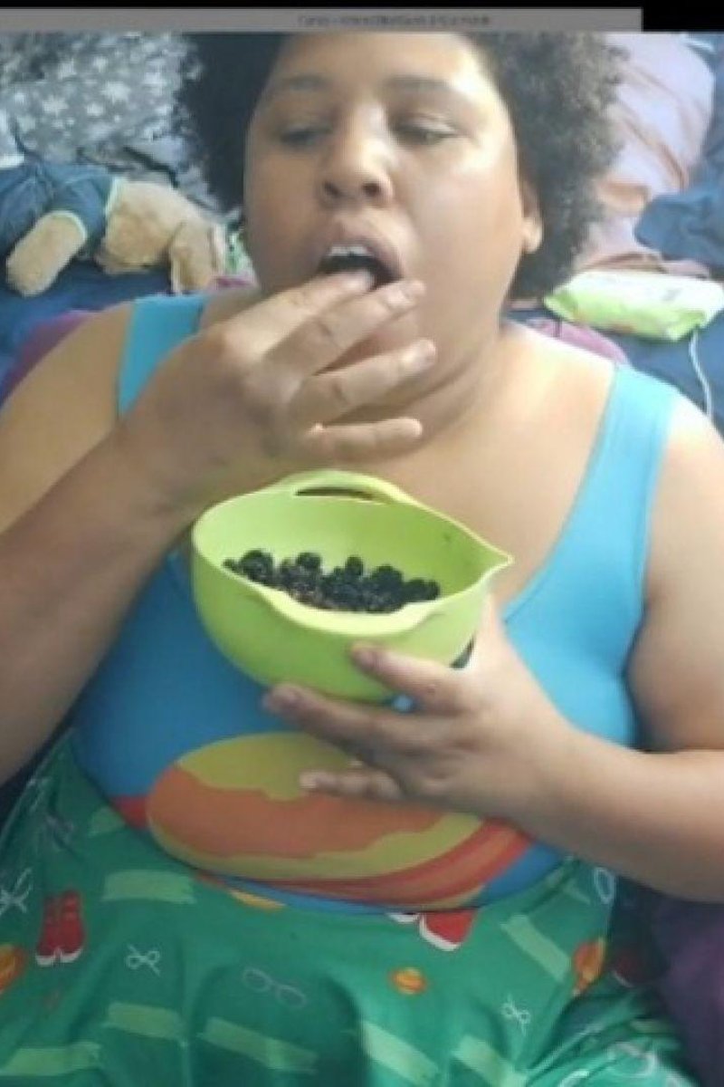 TP-manyvidskitglitbomb-berries