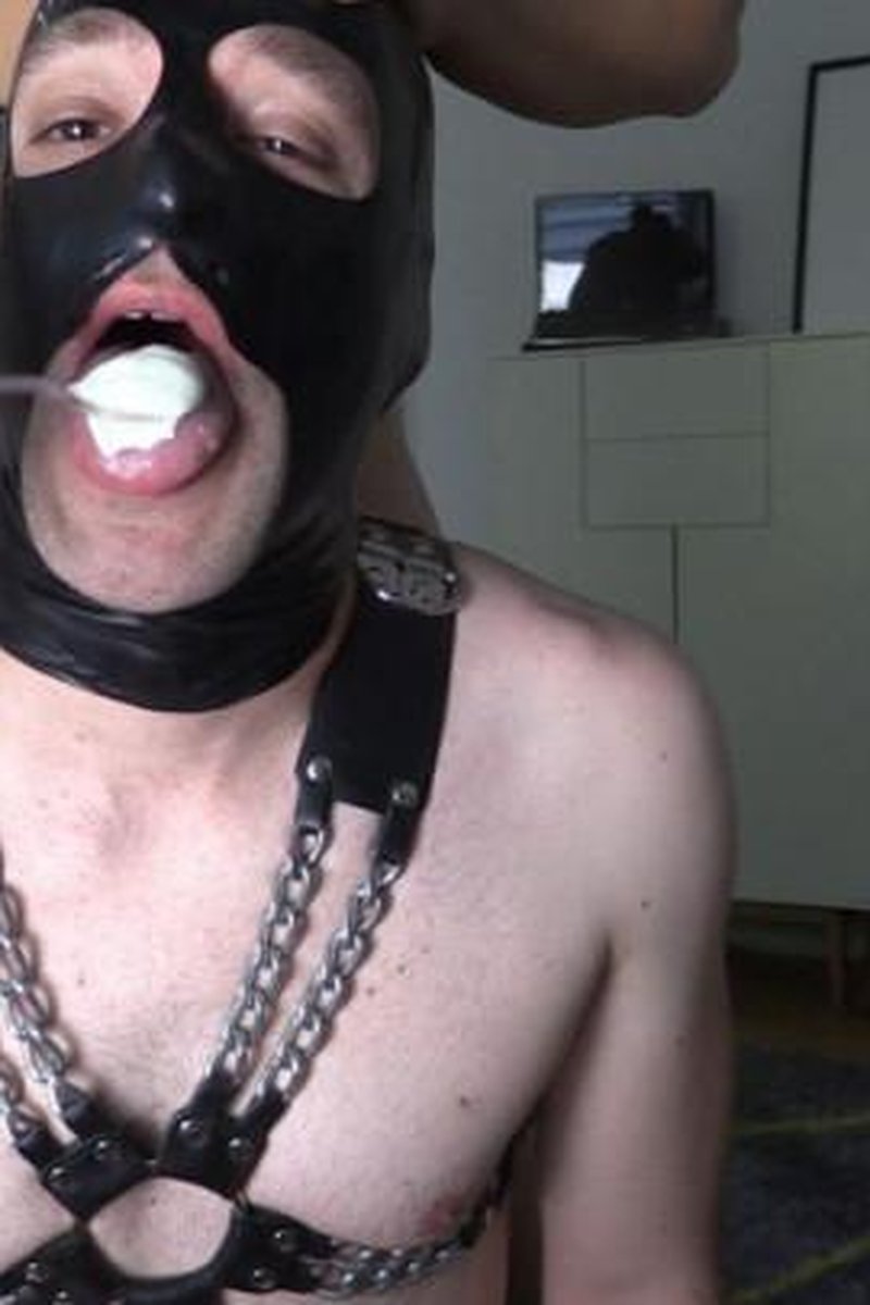 Fine Dessert - Screenshot 1 of 4 - BDSM
