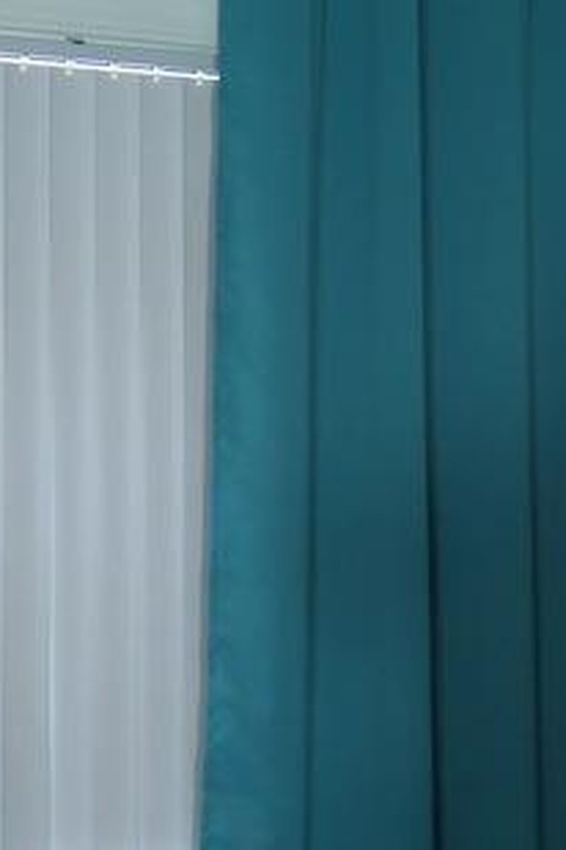 Posing - Screenshot 1 of 4 - BBW