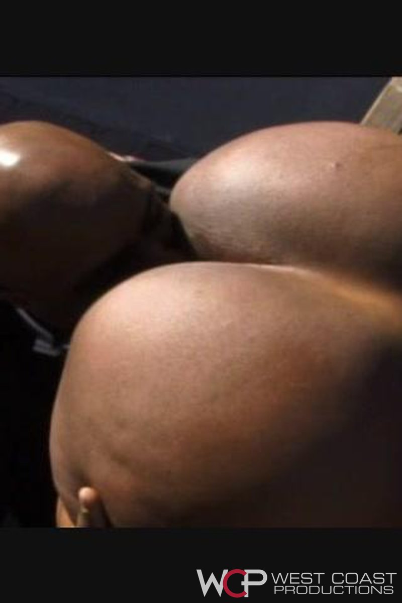 Ms. Cleo Takes a BBC Until She's Covered in Cum - Screenshot 1 of 4 - Ms Cleo