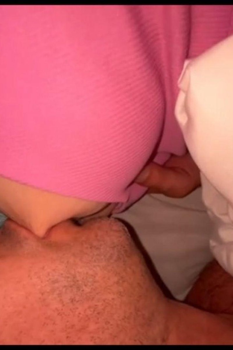Breastfeeding - Screenshot 1 of 4 - Boobworship