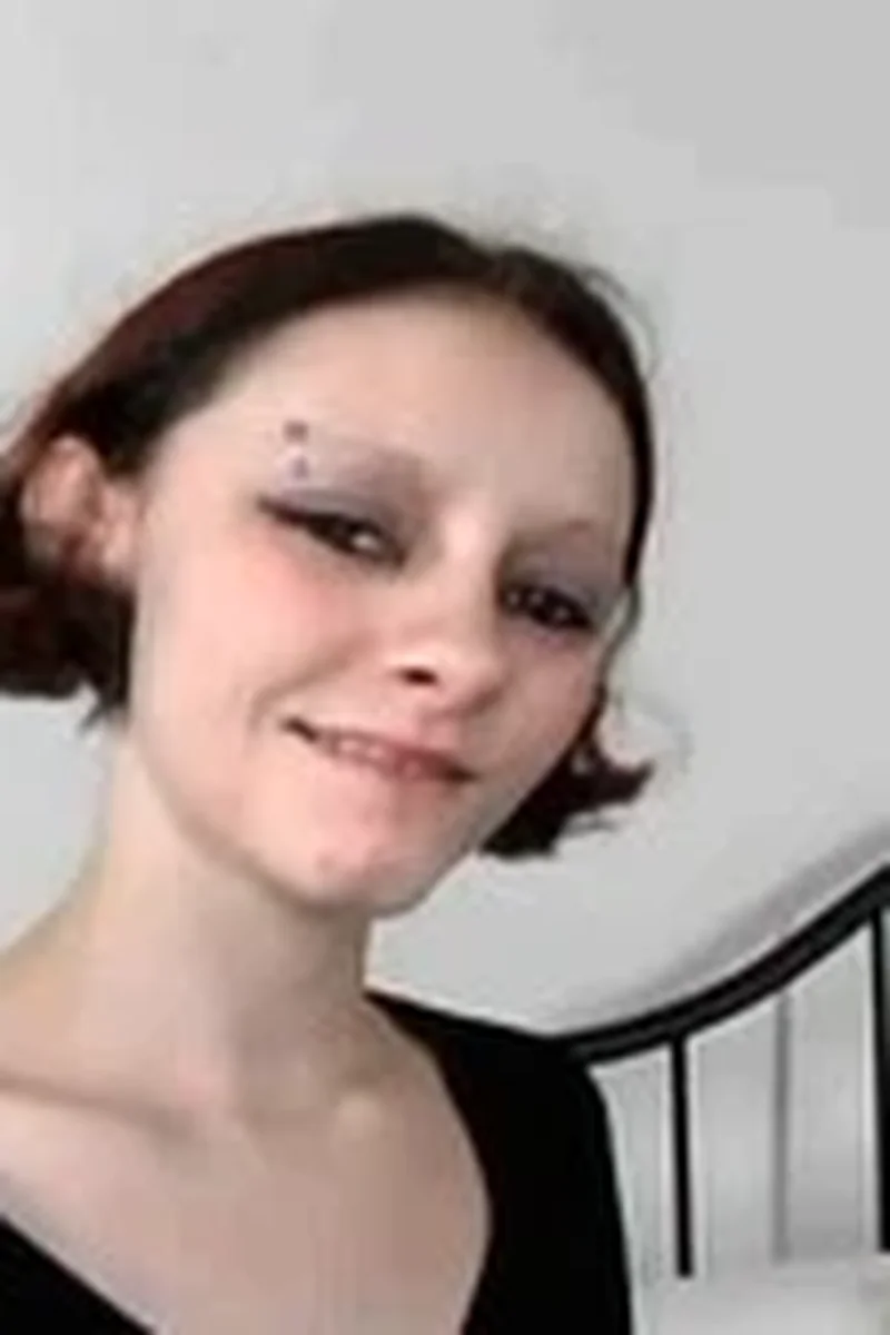 Trinity - Screenshot 1 of 4 - Teen (18-22)