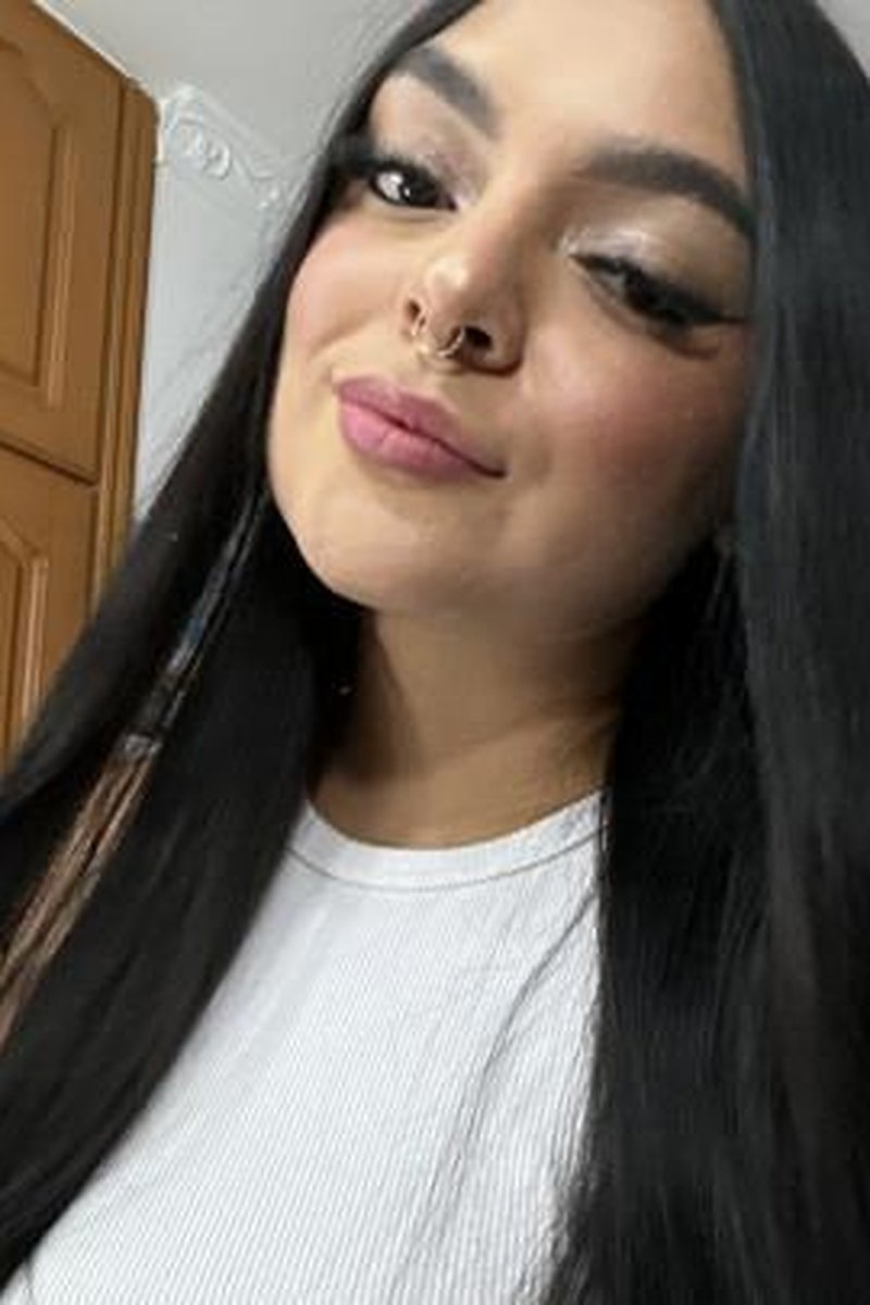 Make Up Routine - Screenshot 1 of 4 - Babes