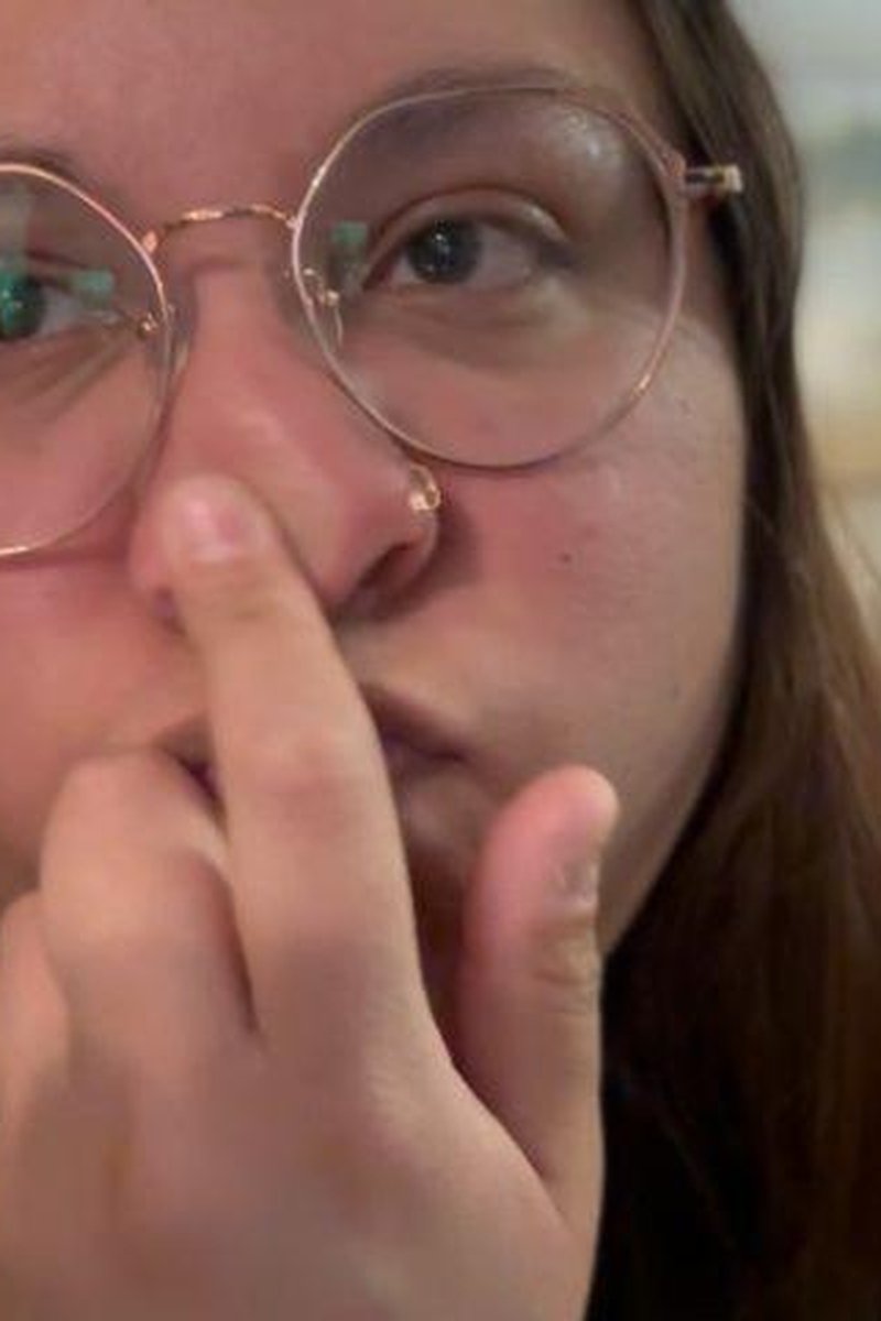 Nose Play - Screenshot 1 of 4 - Face Fetish