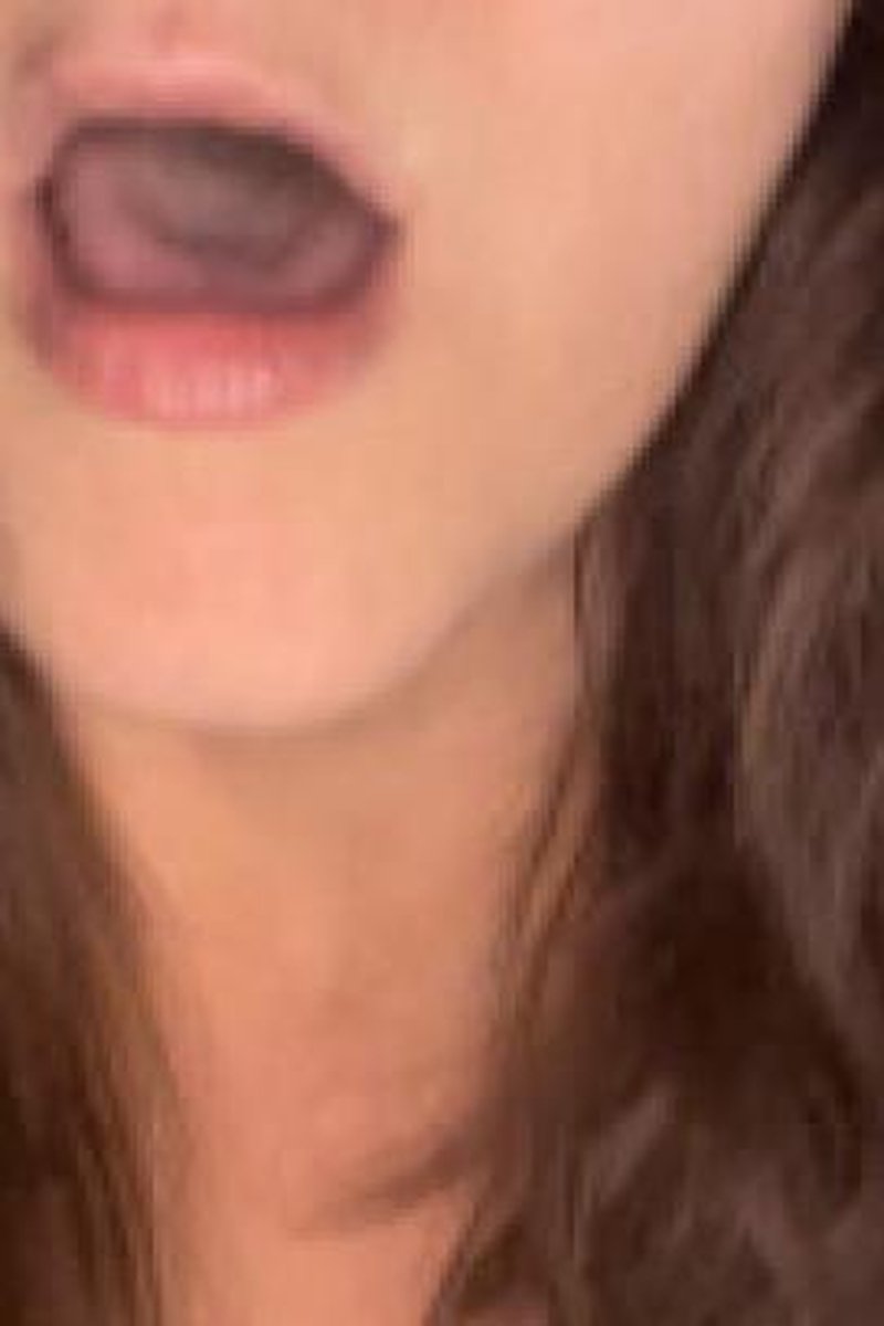 Real Orgasms While Burping - Screenshot 1 of 4 - Brown Hair