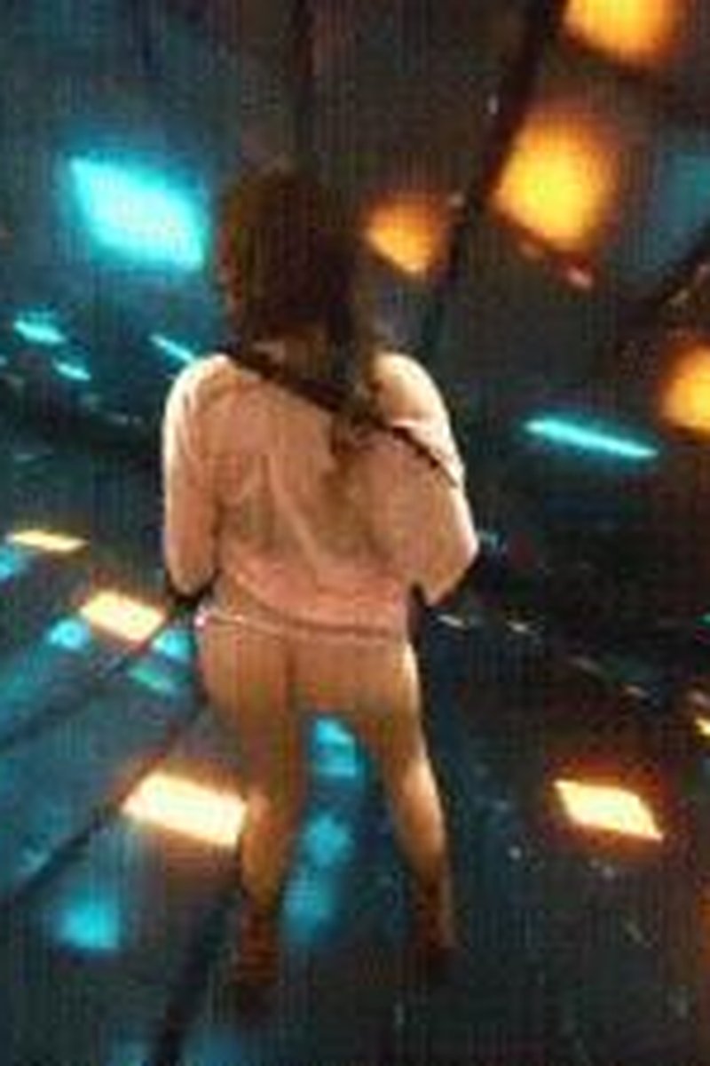 Go Hard - Screenshot 1 of 4 - Dancing