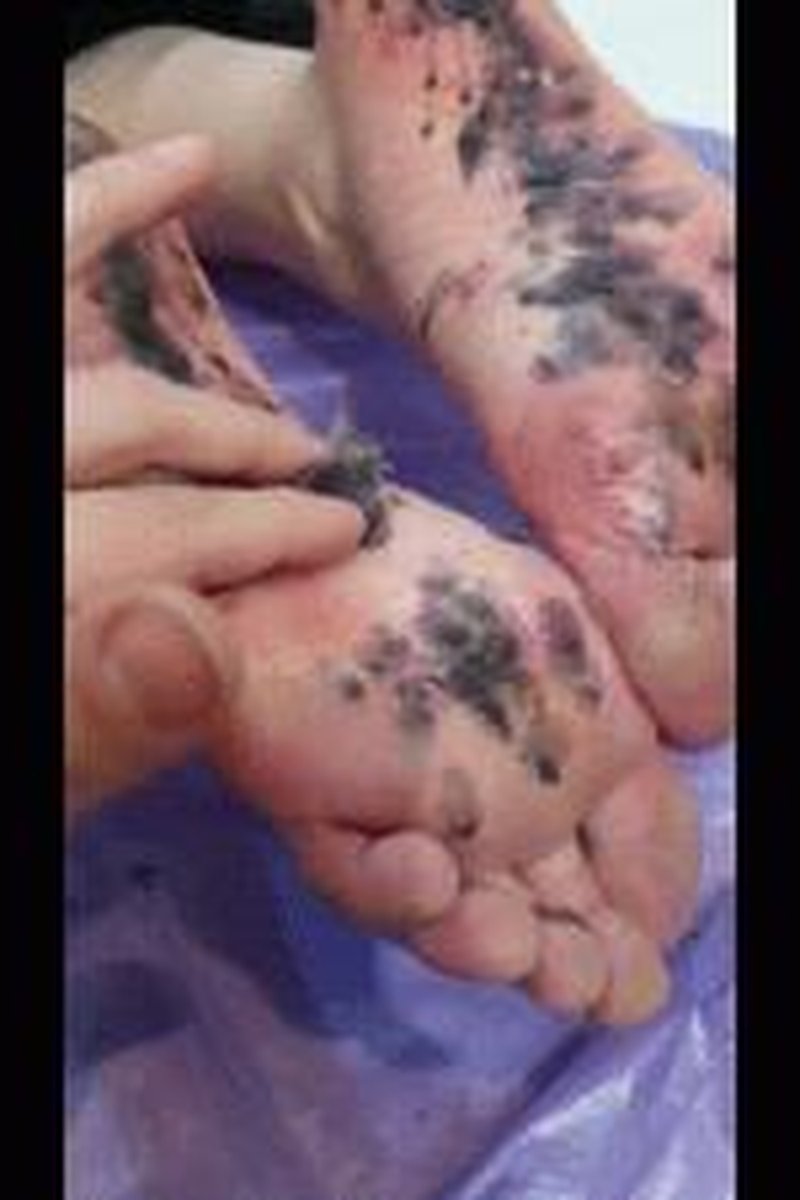 Waxplay - Screenshot 1 of 4 - BDSM