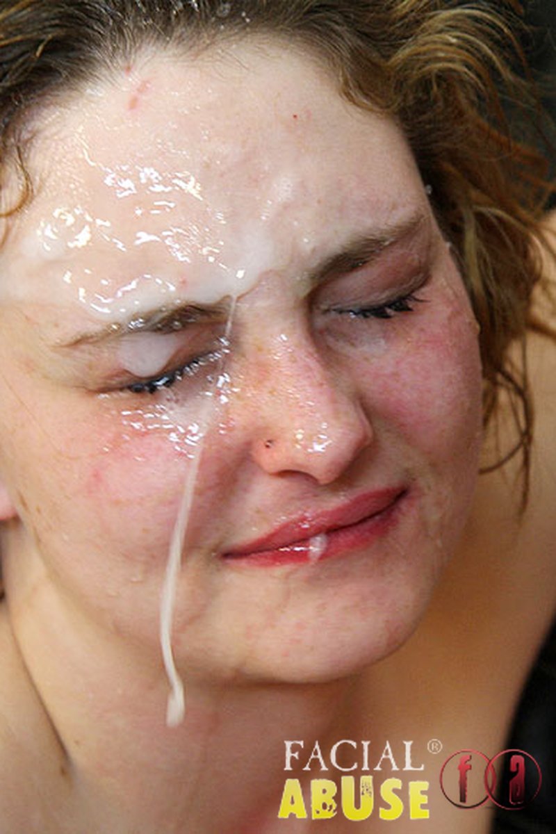 Anna Bell - Screenshot 1 of 4 - Blowjob