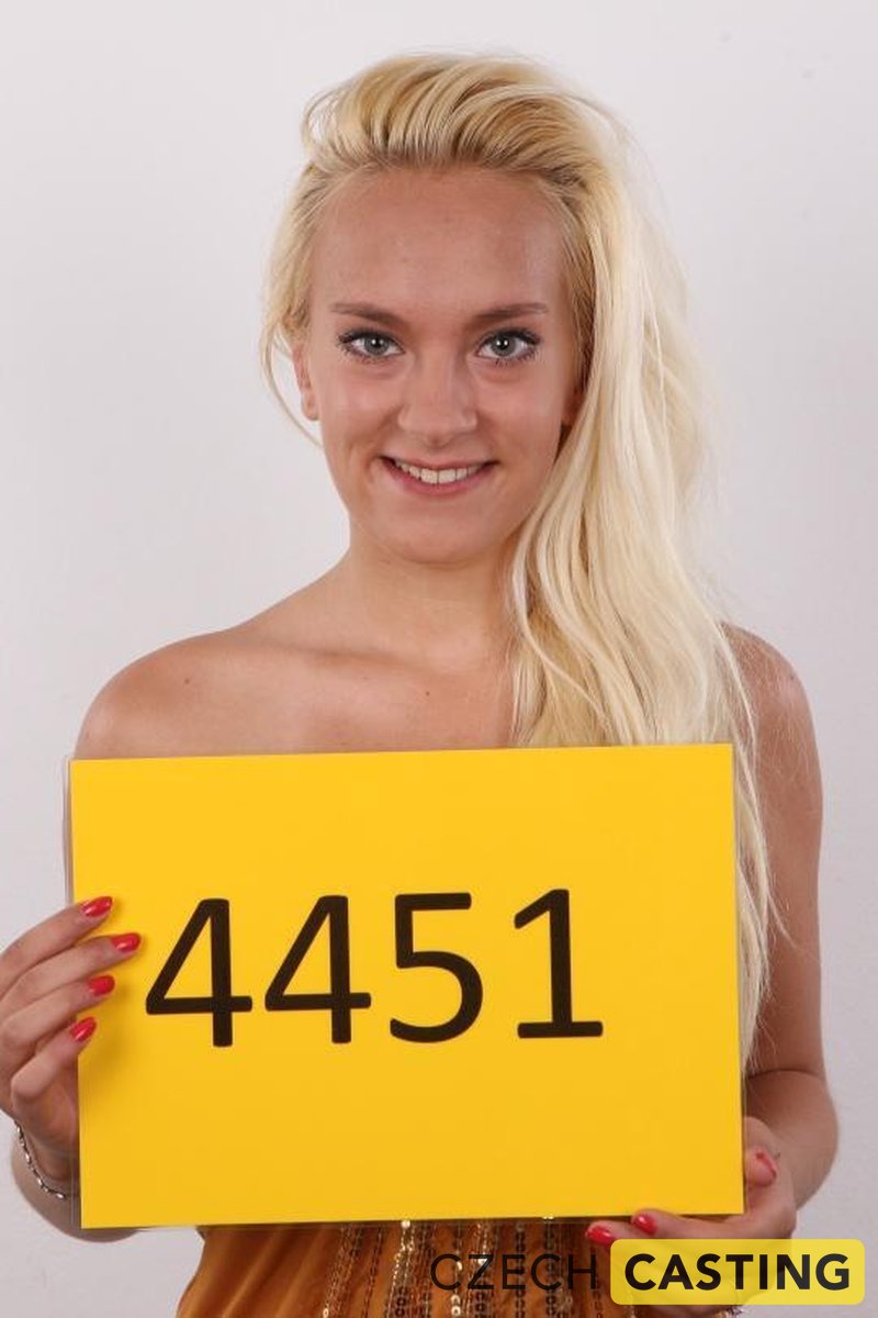 TP-czechcasting-czech-casting-1437-michaela-18