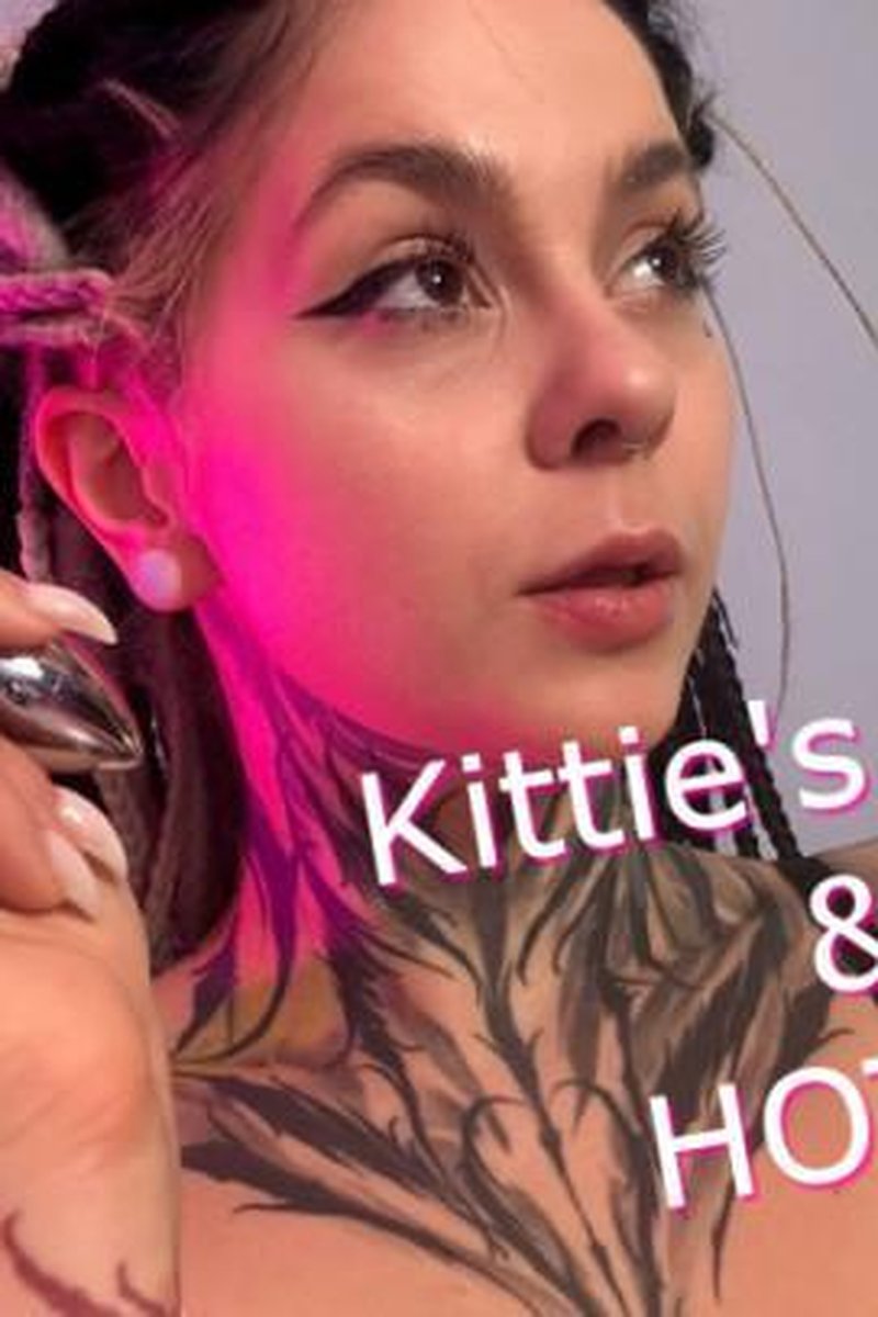 Kitty Doing BJ - Screenshot 1 of 4 - Anal