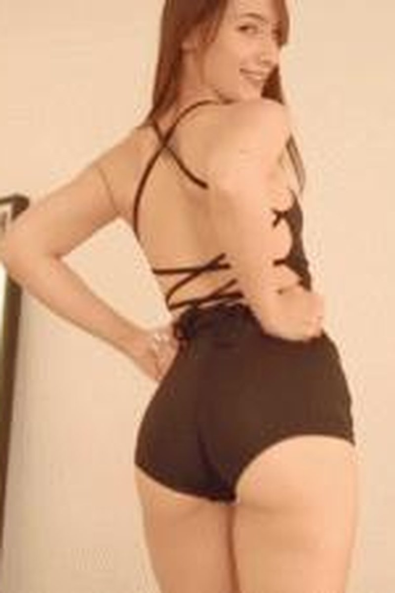 Ass Rip Off - Screenshot 1 of 4 - Ass Worship