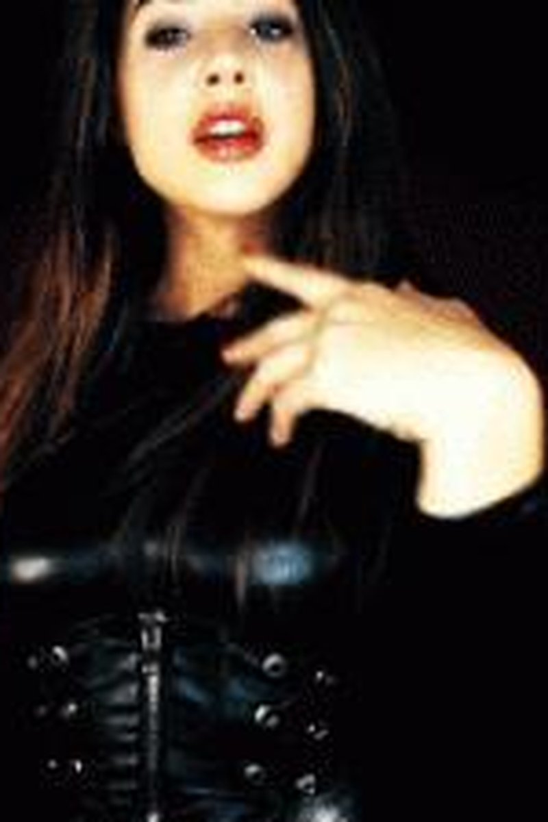 Devotion - Screenshot 1 of 4 - Captive