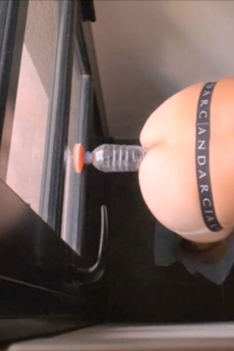 Playing With Different Views - Screenshot 1 of 4 - Anal