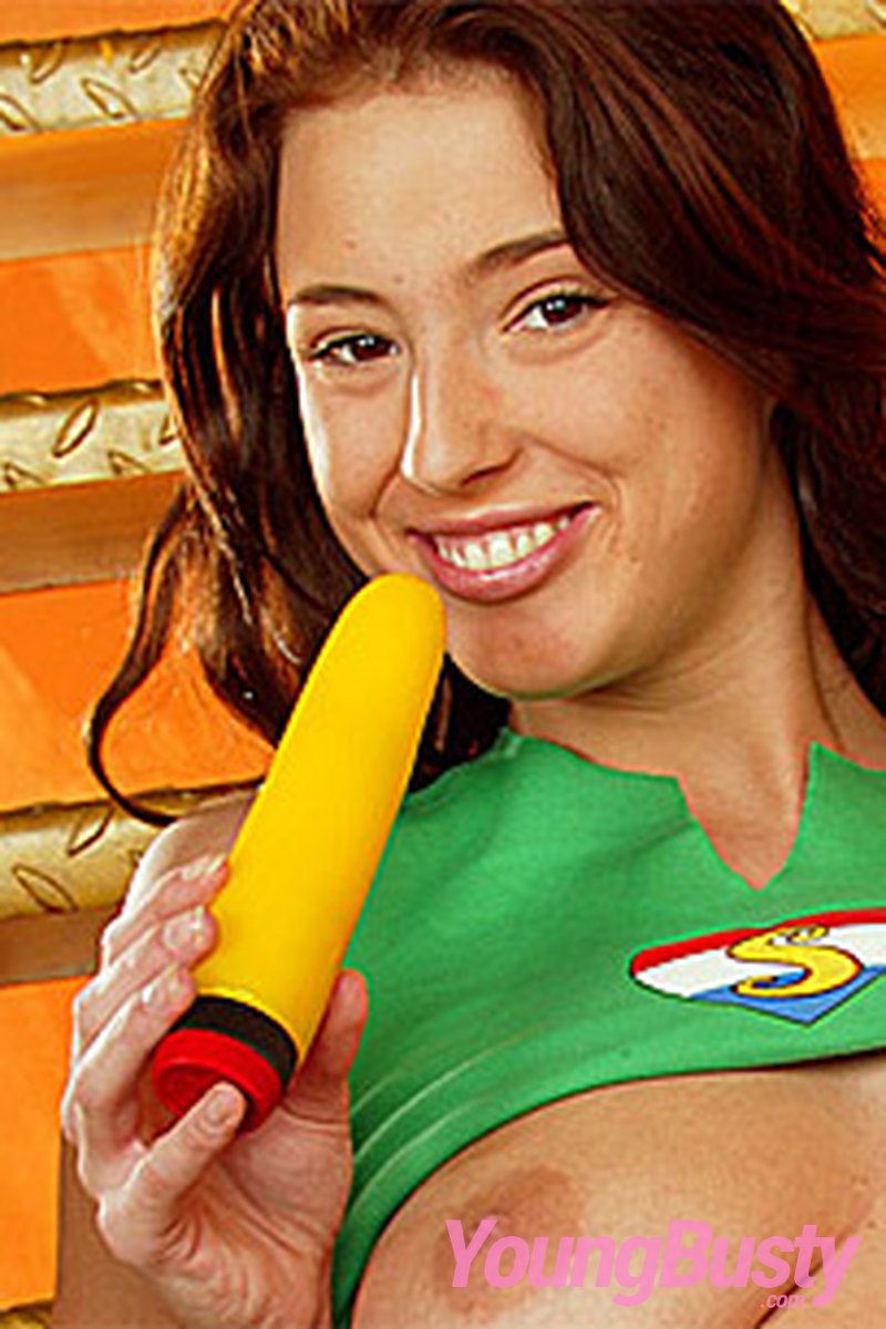 Stracy - Screenshot 1 of 4 - Brown Hair