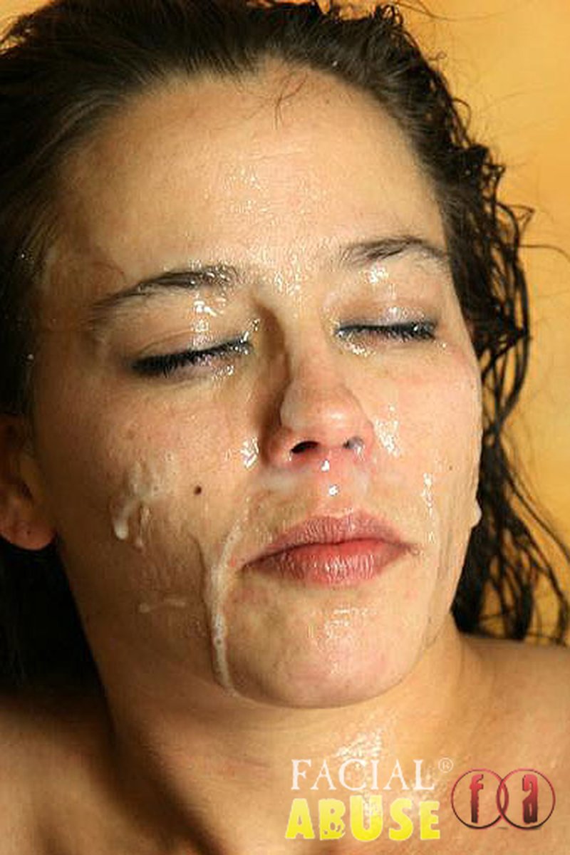 Nora - Screenshot 1 of 4 - Blowjob