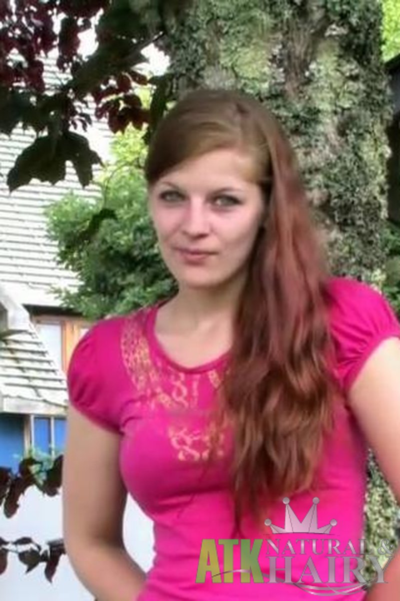 Charmaine - Interview - Screenshot 1 of 4 - Blonde Hair (Female)