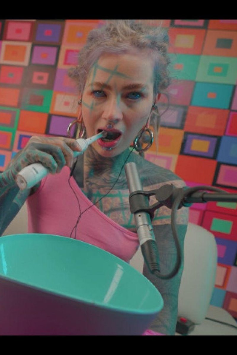 ASMR Teeth Brushing Time - Screenshot 1 of 4 - Asm Rsounds