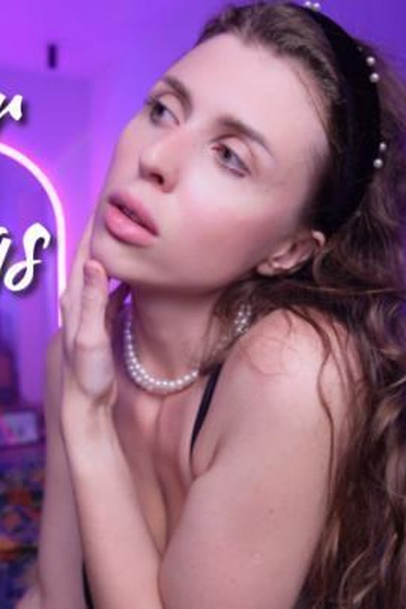 Deeper Feelings - Screenshot 1 of 4 - Big Tits