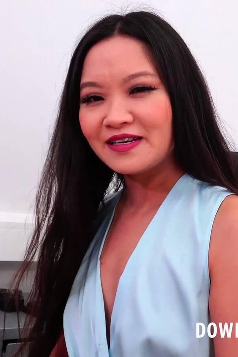 Louisa Lu - Screenshot 1 of 4 - Big Tits