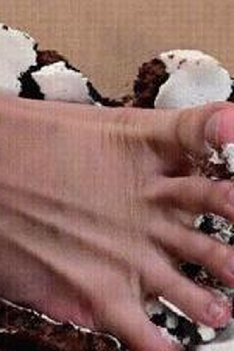 * Request * Cake Crunch - Screenshot 1 of 4 - Barefoot