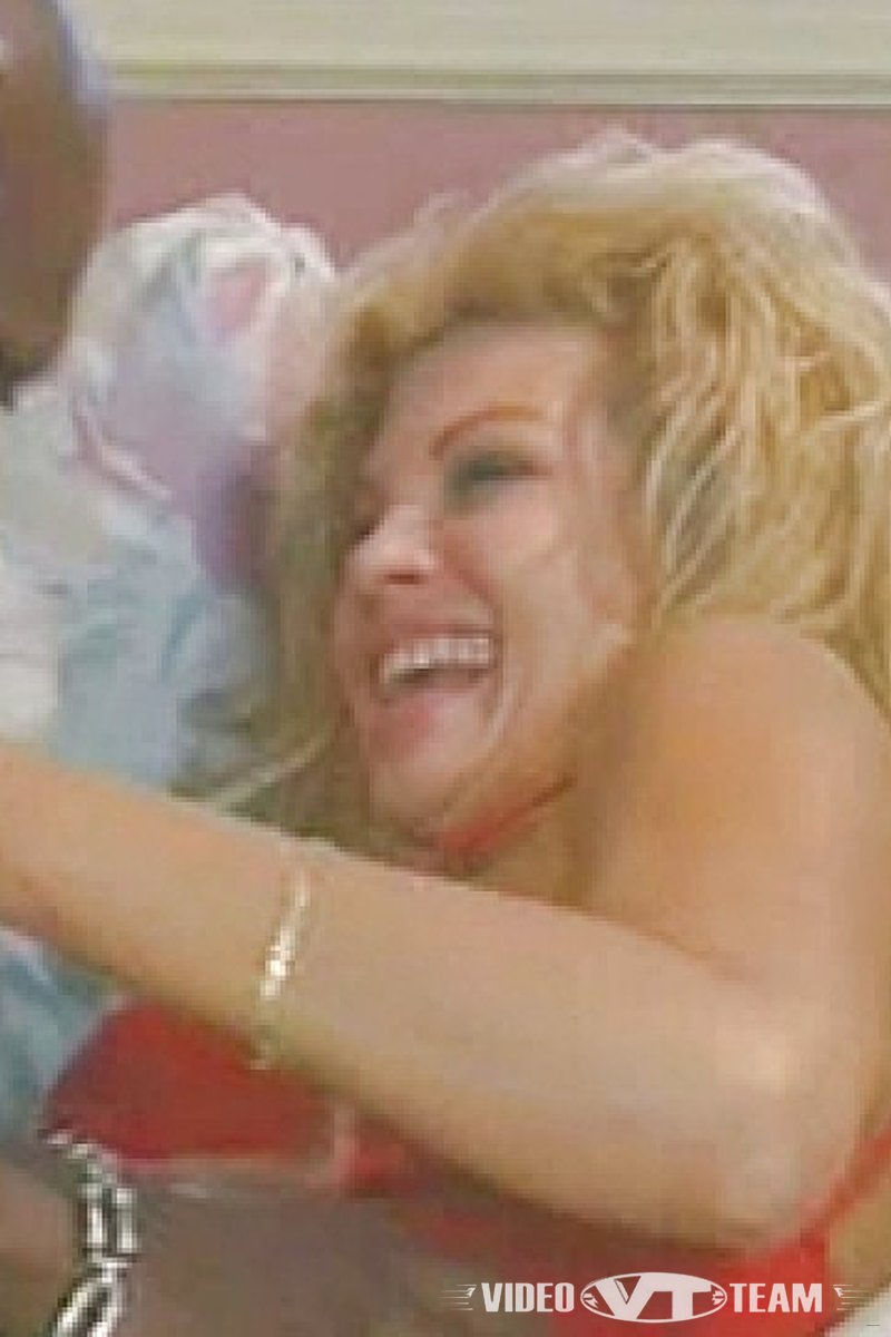 Teri Weigel Gets Fucked By A Black Dick - Screenshot 1 of 4 - Blond Hair