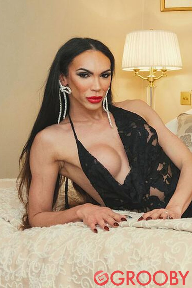 Moves Like Jagger - Screenshot 1 of 4 - Black Hair