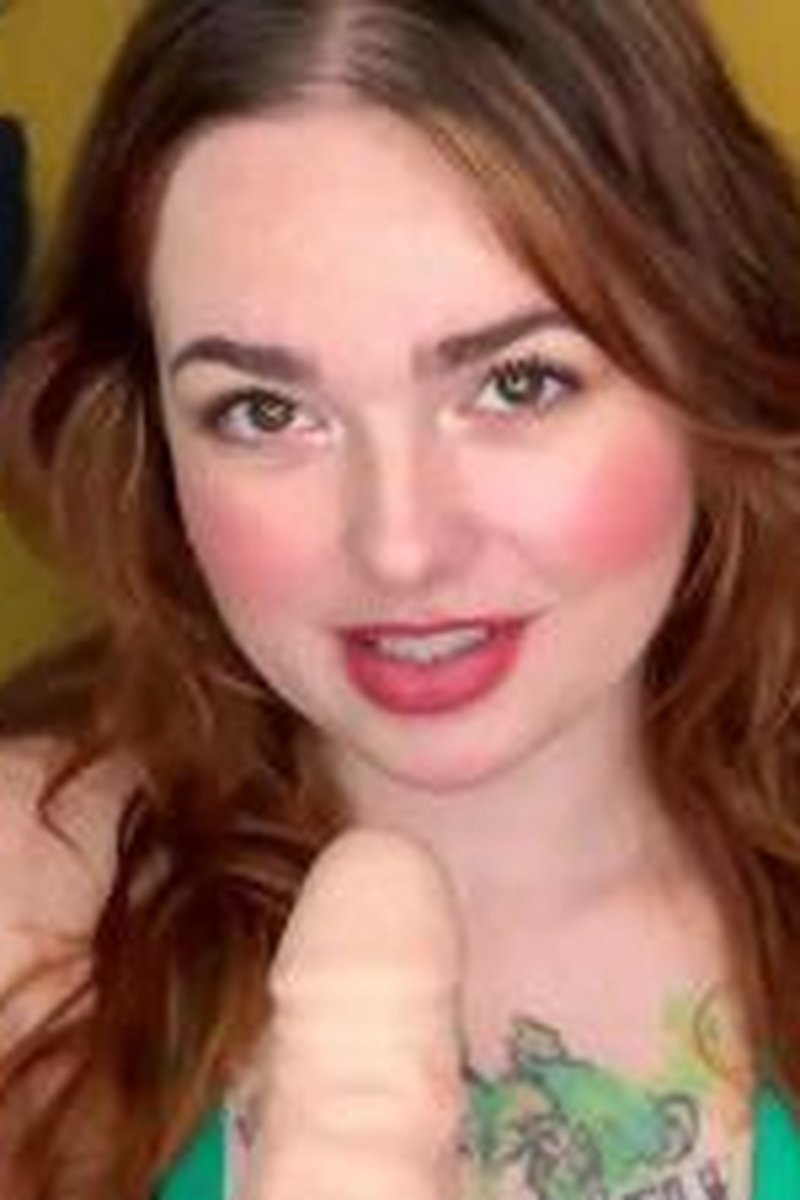 Blowing Soft Tiny Dick - Screenshot 1 of 4 - Big Dick