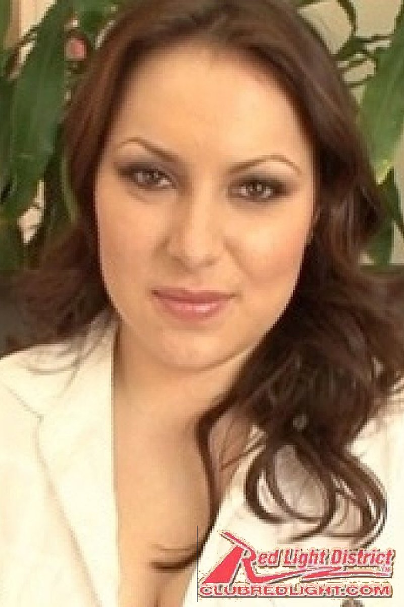 Lilly Lovely Is Always On A Cum Stained Casting Couch - Screenshot 1 of 4 - Brown Hair