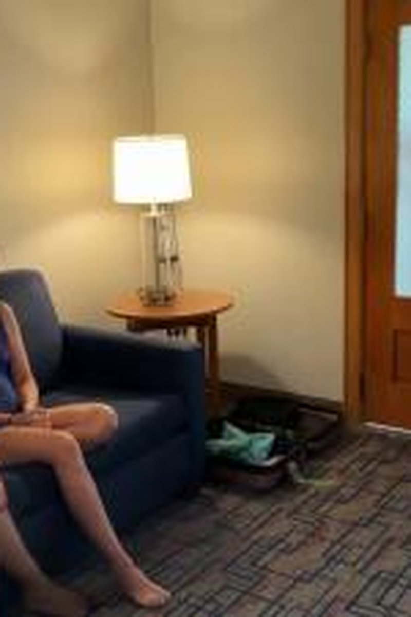 Room Service - Screenshot 1 of 4 - Ass Fetish