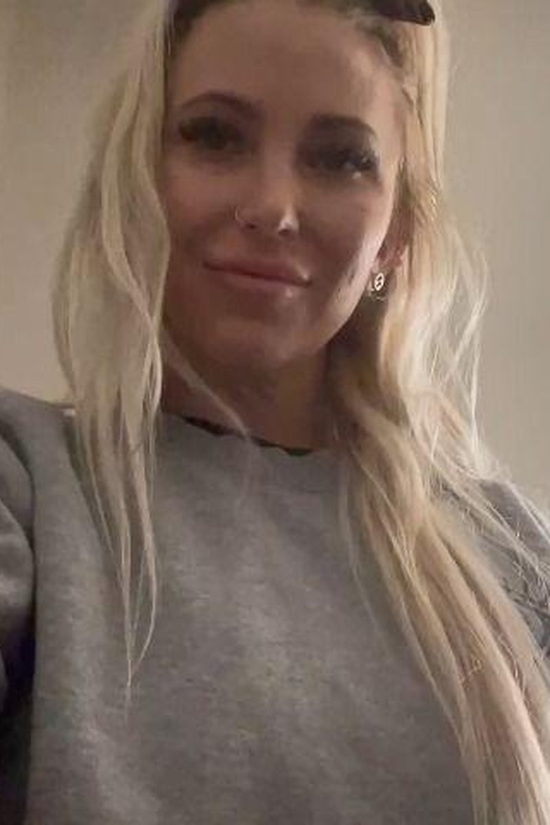 Casually Taking Everything - Screenshot 1 of 4 - Bitch