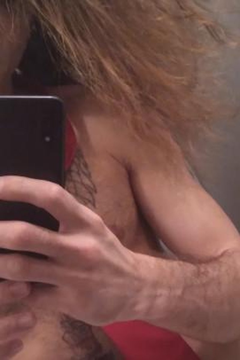 Fantasy - Screenshot 1 of 4 - Costume