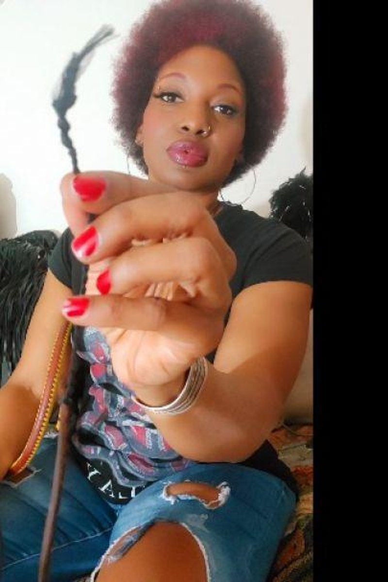 Whip Maintenance - Screenshot 1 of 4 - Body Worship