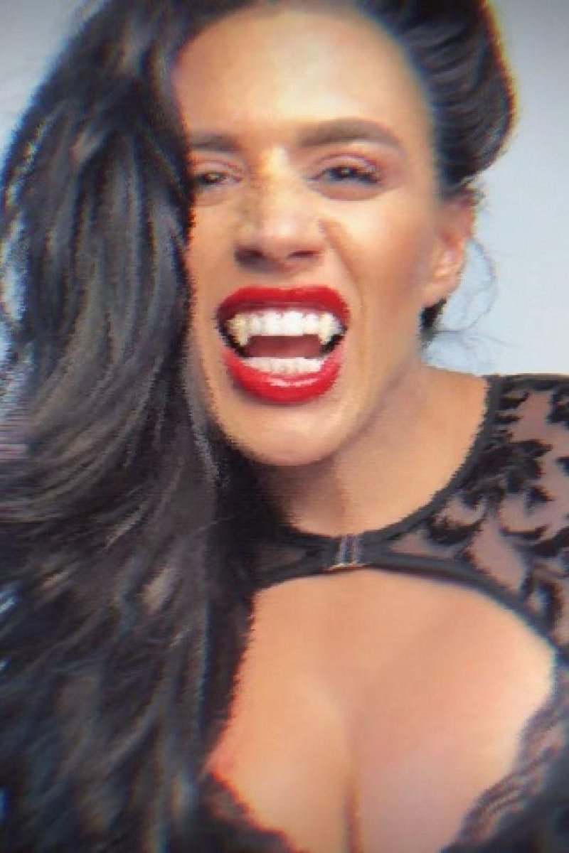 Vampire Teaser - Screenshot 1 of 4 - Cosplay