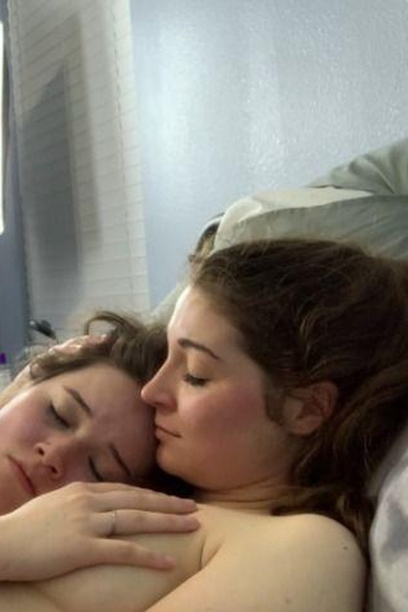 Soft Aftercare - Screenshot 1 of 4 - Lesbian