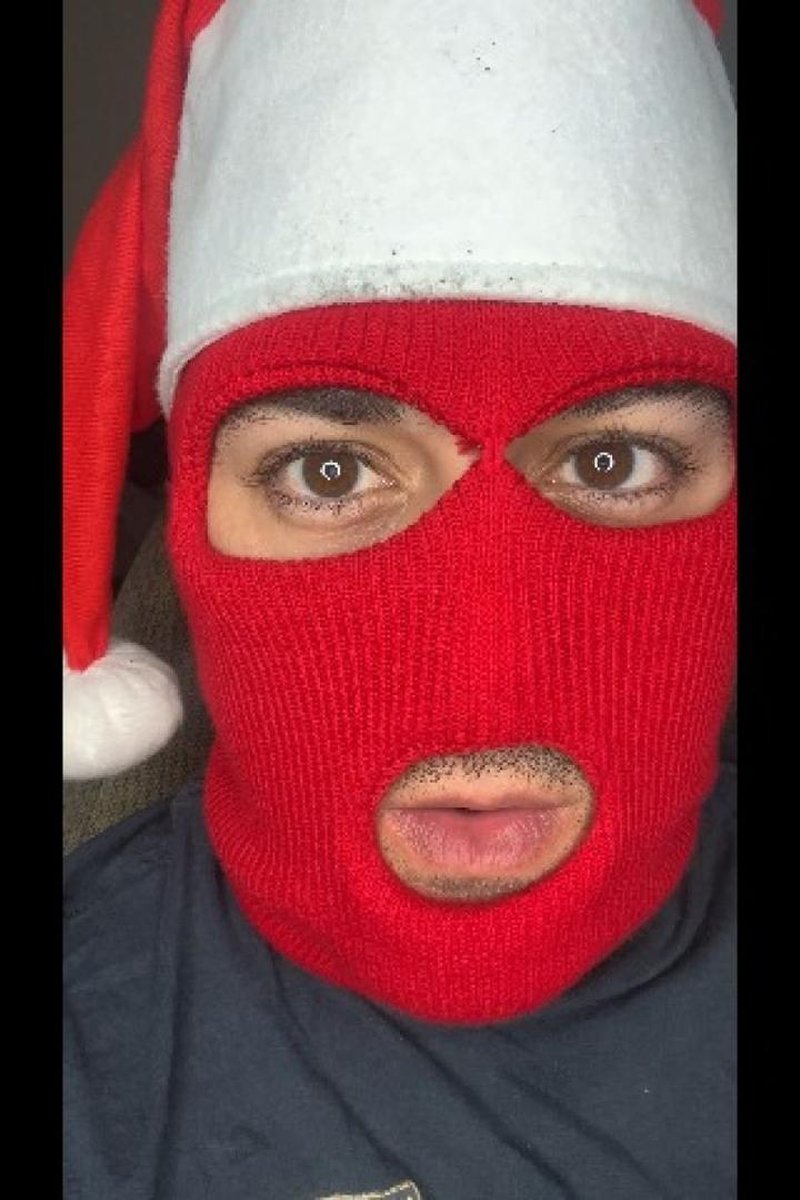 Praise - Screenshot 1 of 4 - Brown Eyes