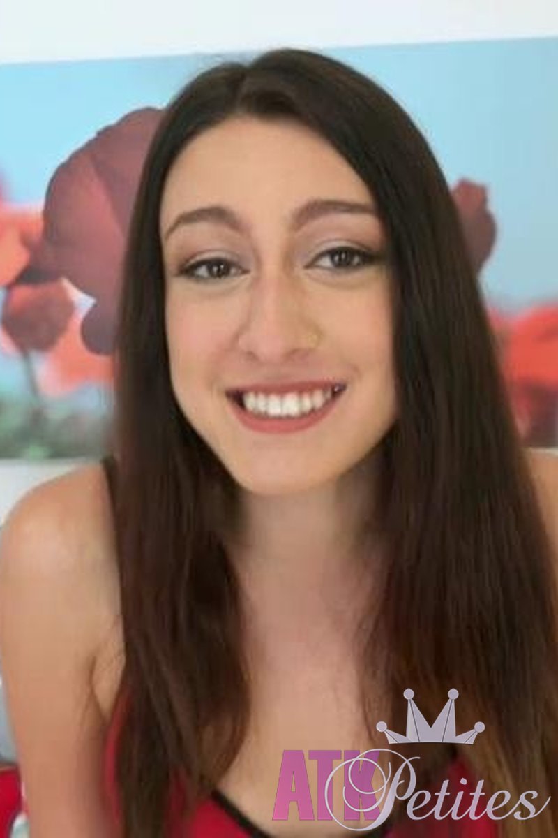 Alexa Raye - Interview - Screenshot 1 of 4 - Big Nipples