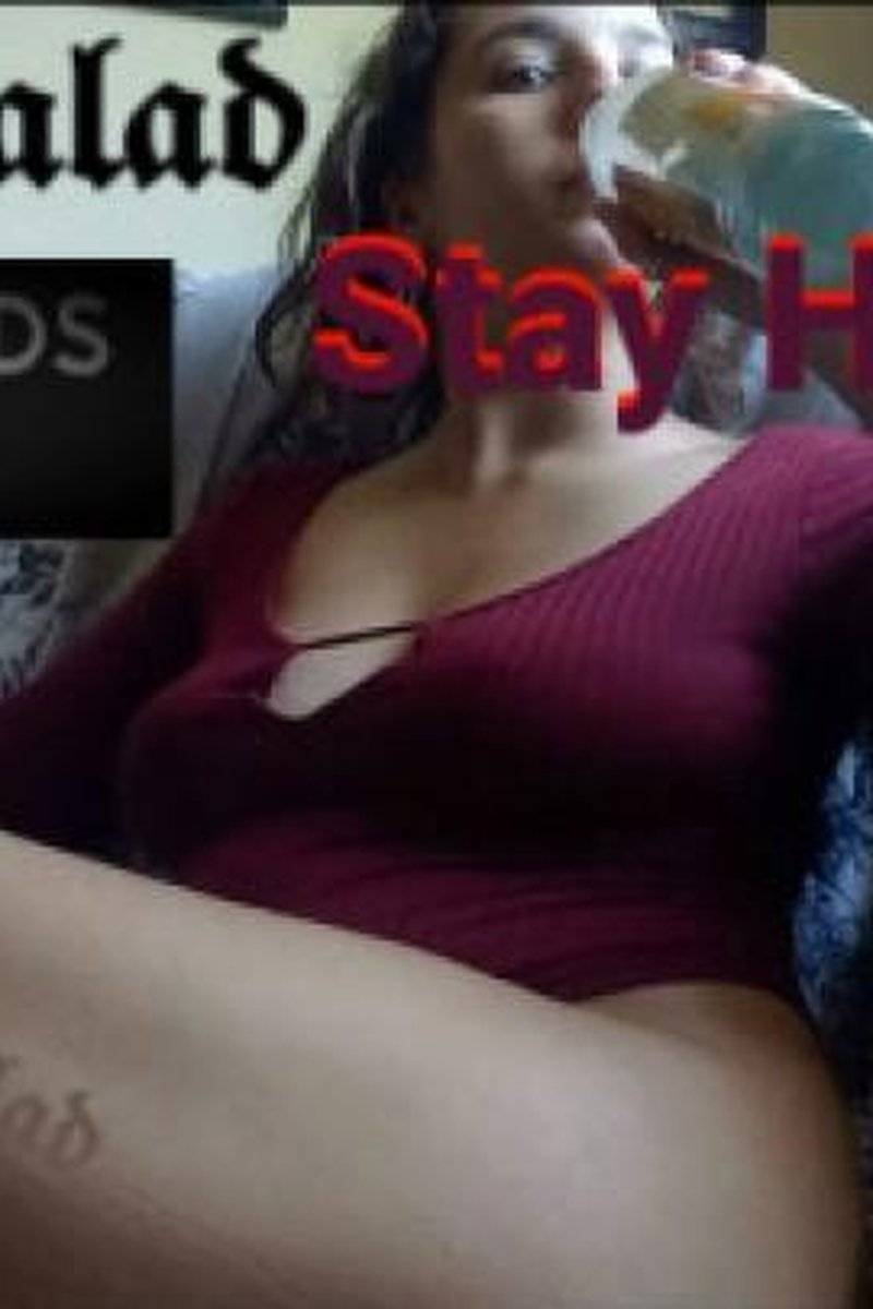 Stay Hydrated - Screenshot 1 of 4 - Brown Hair