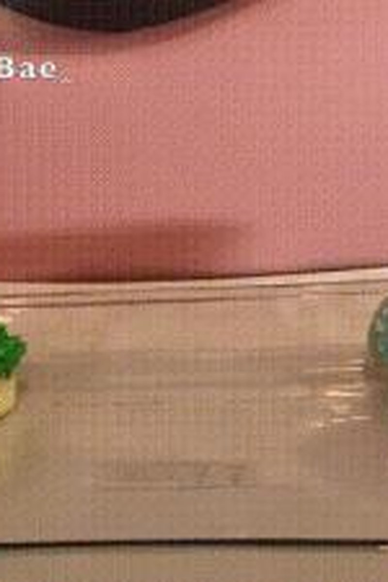 Mistle Toes - Screenshot 1 of 4 - Food