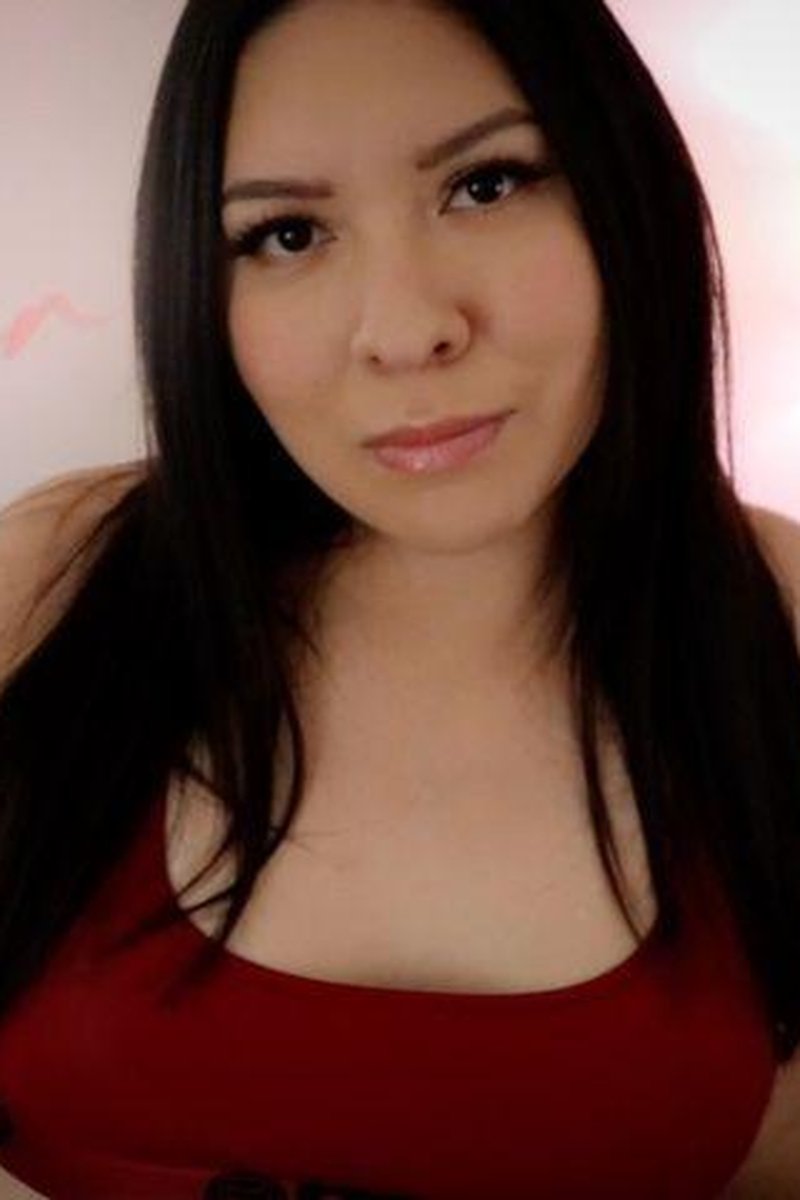 Virgin Stroker - Screenshot 1 of 4 - Bitch