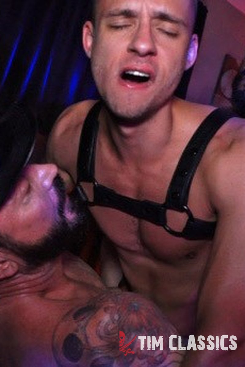 Welcome Wagon - Screenshot 1 of 4 - Emmett Frost