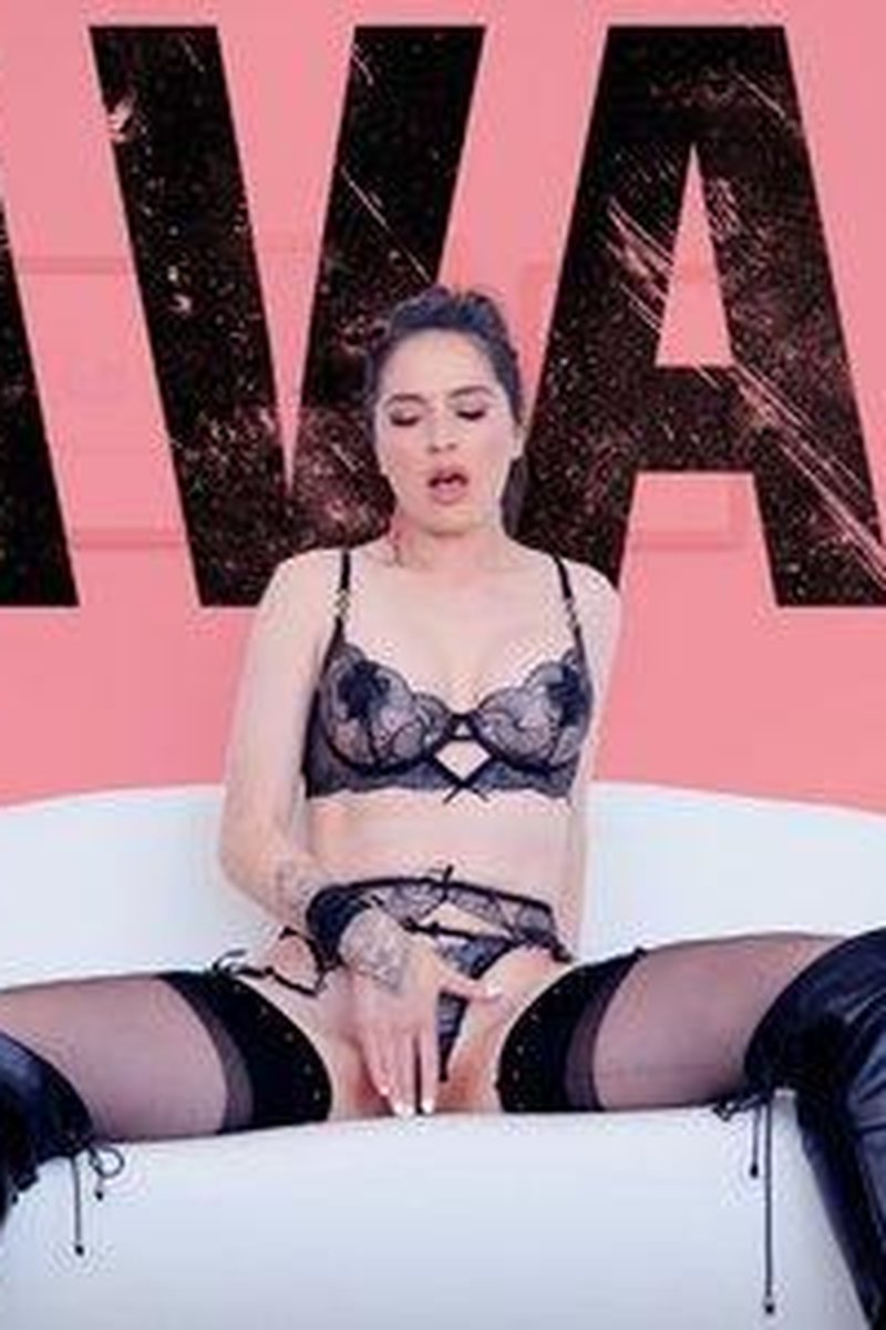 Savage - Screenshot 1 of 4 - Domination