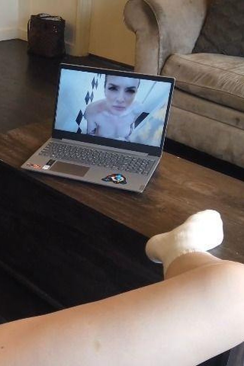 Spy Cam - Screenshot 1 of 4 - Lesbian