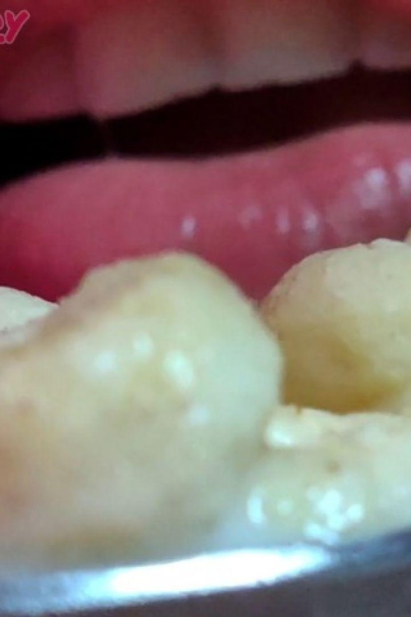 Breakfast With A Tiny - Screenshot 1 of 4 - Fetish