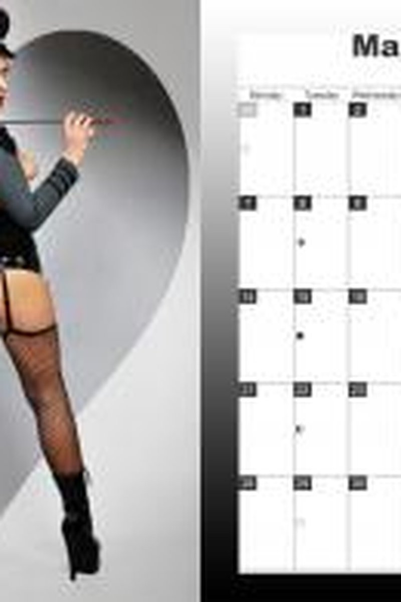 Miss Whitney Morgan May 2018 Desktop Calendar - Screenshot 1 of 4 - Whitney Morgan